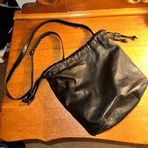 Madewell Women’s Black Leather Bucket Bag with Cinch Closure